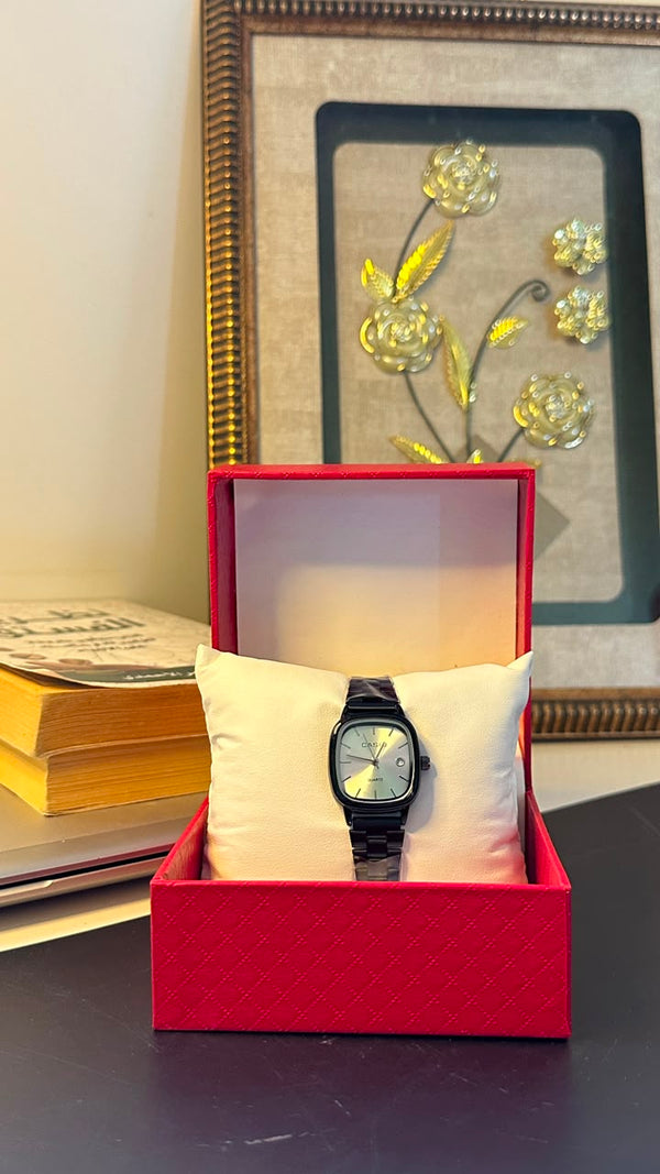 CASIO femme noire tableau blanc