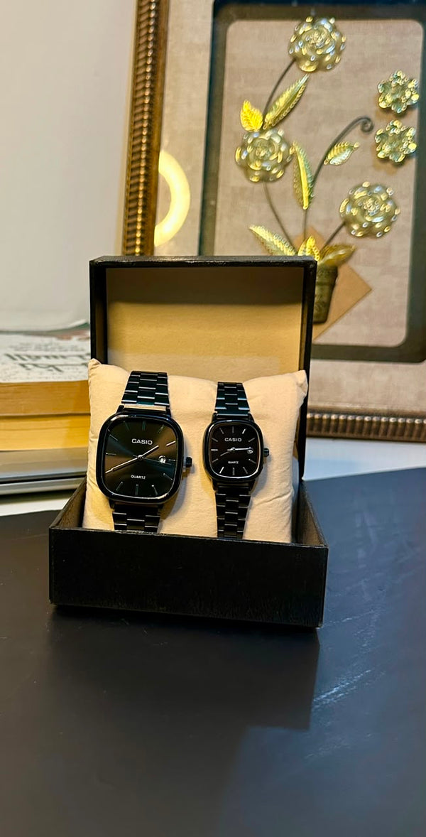 2montres Couple Noire tableau noire