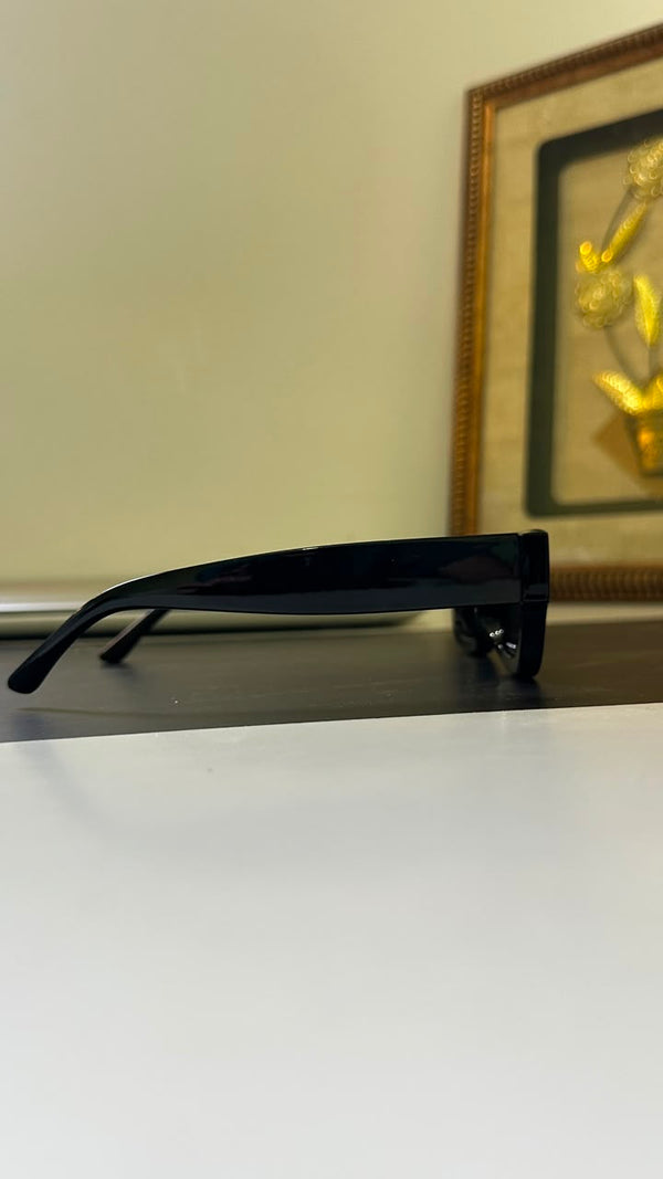LUNETTE NOIRE