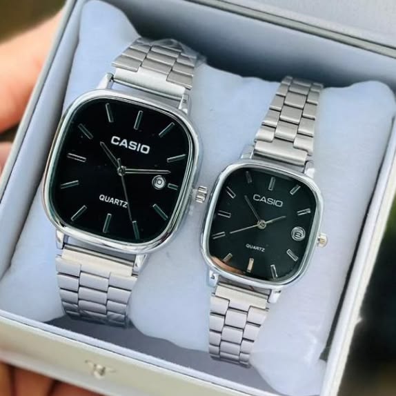 2 Montres couple Gris tableau noire