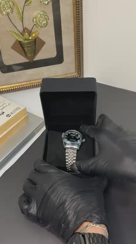 ROLEX DIAMOND GRIS TABLEAU NOIRE